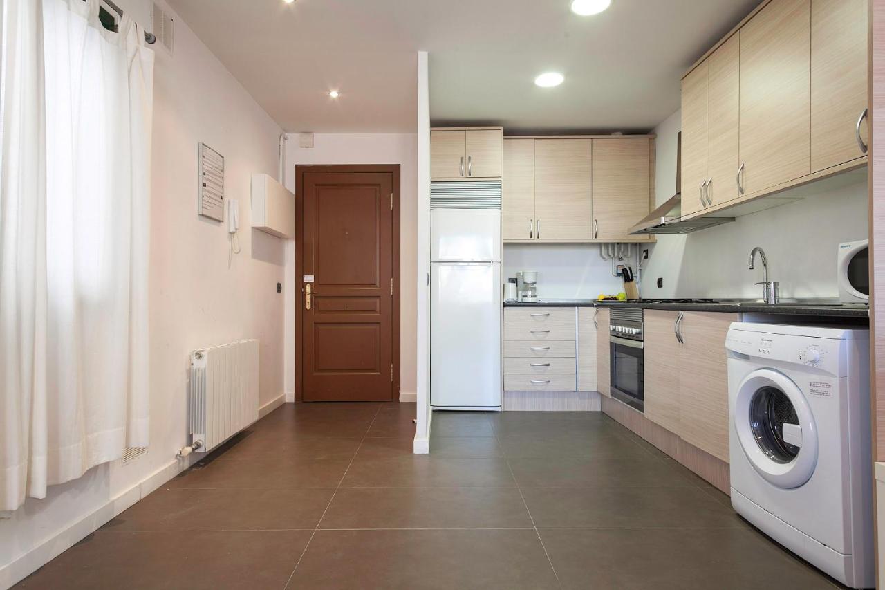 Barcelona Comtal Apartments Экстерьер фото