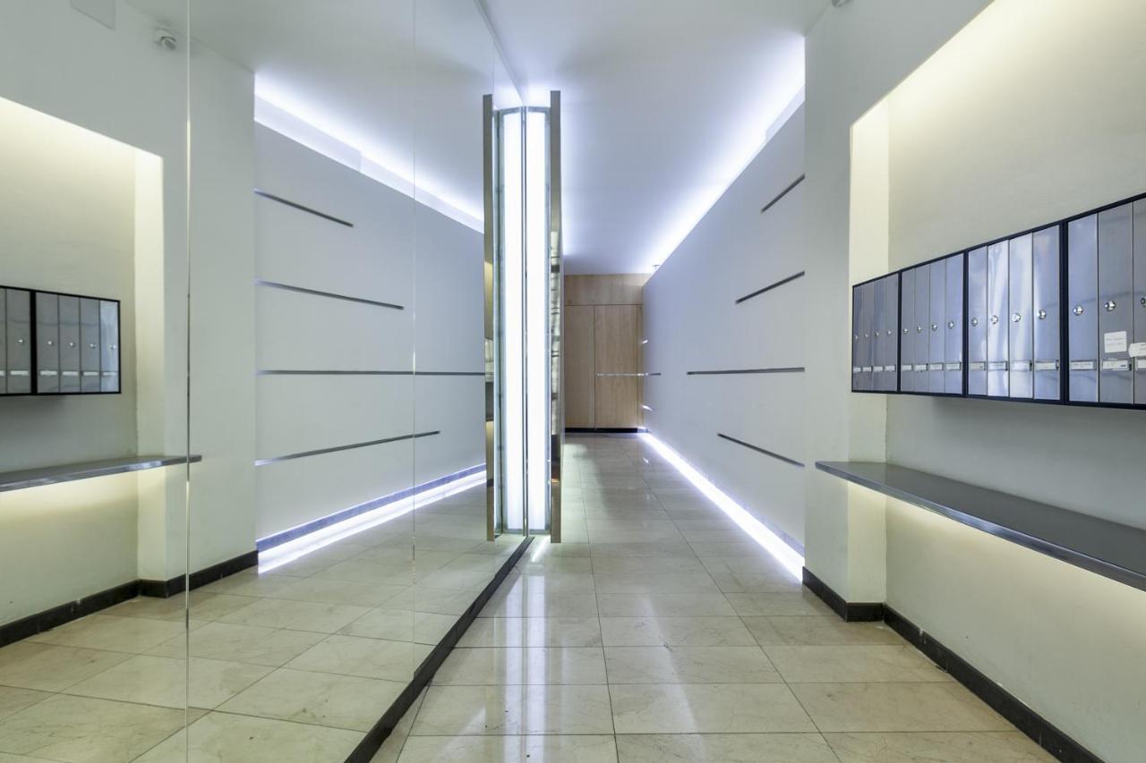 Barcelona Comtal Apartments Экстерьер фото